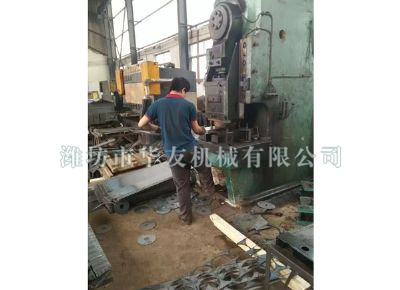 點擊查看詳細信息<br>標題：華友機械車間一角 閱讀次數：8677