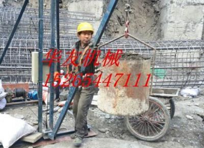 點(diǎn)擊查看詳細(xì)信息<br>標(biāo)題：華友機(jī)械建筑 挖樁 打井用小吊機(jī) 閱讀次數(shù)：6772